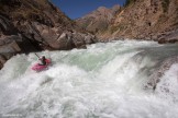 Kyrgizia, Maliy Naryn river. Kayaker: Oleg Golovkin. Photo: Konstantin Galat