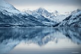 Северная Норвегия. Заполярный регион Nord Norge. Фьорд Oksfjord. Фото - Константин Галат
