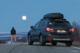 Норвегия на границе с Финляндией и Швецией. Полнолуние. Subaru Outback – официальный автомобиль проекта RideThePlanet. Фото – Константин Галат