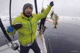 Северная Норвегия. Заполярный регион Nord Norge. Яхта "Alter Ego". Александр Ильин ловит треску. Фото - Константин Галат