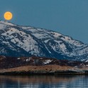 Северная Норвегия. Заполярный регион Nord Norge. Остров Senja. Полнолуние. Фото - Тамара Столбова