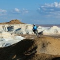 Казахстан. Плато Устюрт. Район Сор Тузбаир. Райдер - Евгений Курников. Фото - Константин Галат