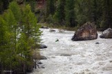 Горный Алтай. Мажойский каскад на реке Чуя. Каякер – Владимир Казанский. Фото - Константин Галат