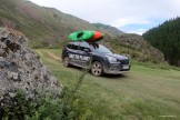 Горный Алтай. Заброска для сплава по Мажойскому каньону на реке Чуя. Subaru Forester - официальный авто проекта RTP. Фото - Константин Галат